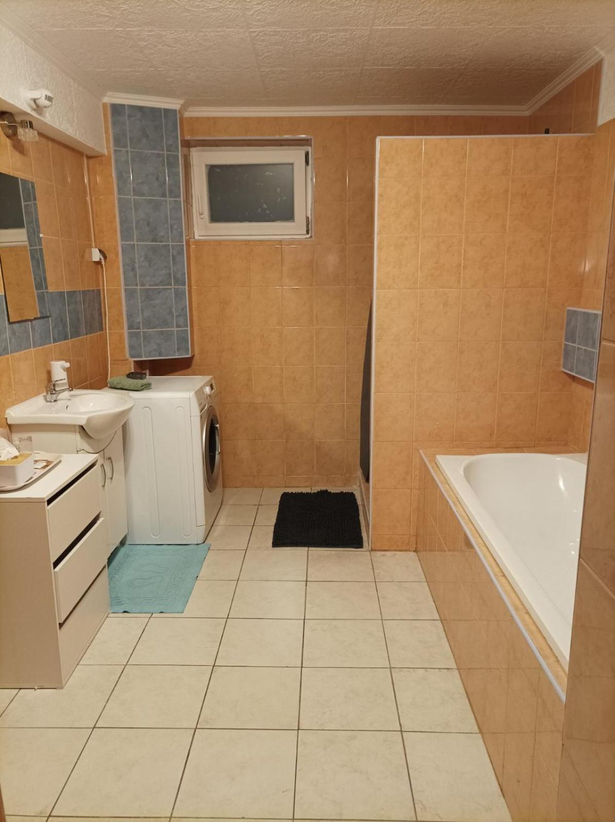 Fuege Apartment *